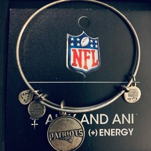 Alex and Ani New England Patriots bangle.